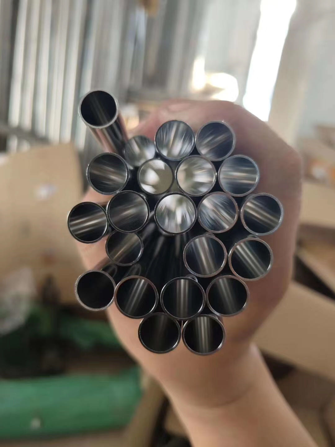 304不銹鋼管需求恢復(fù)緩慢，料今跌幅收窄，部分品種或止跌趨穩(wěn)